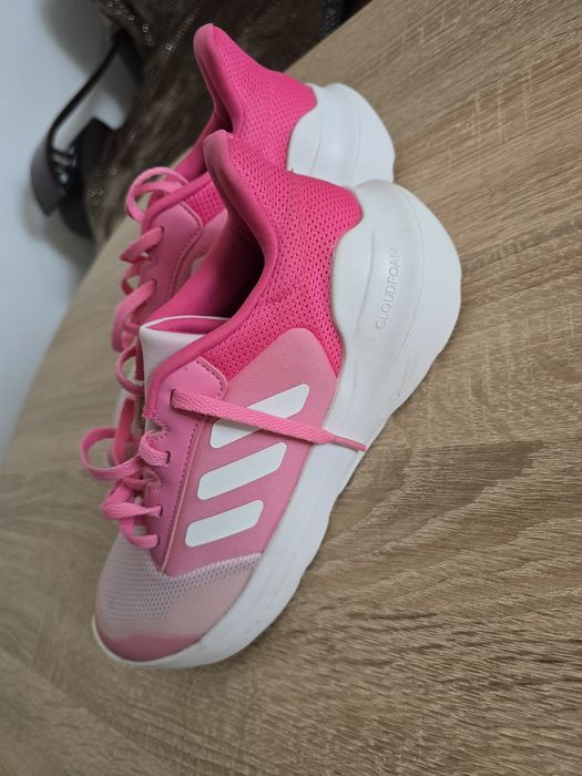 Vand teniși adidas cloudfoam