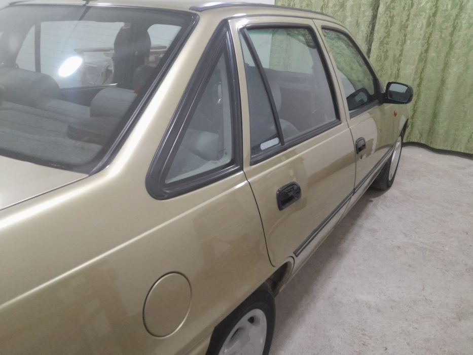 Nixsiya bir sotiladi sirojni bir kuruk yurgan