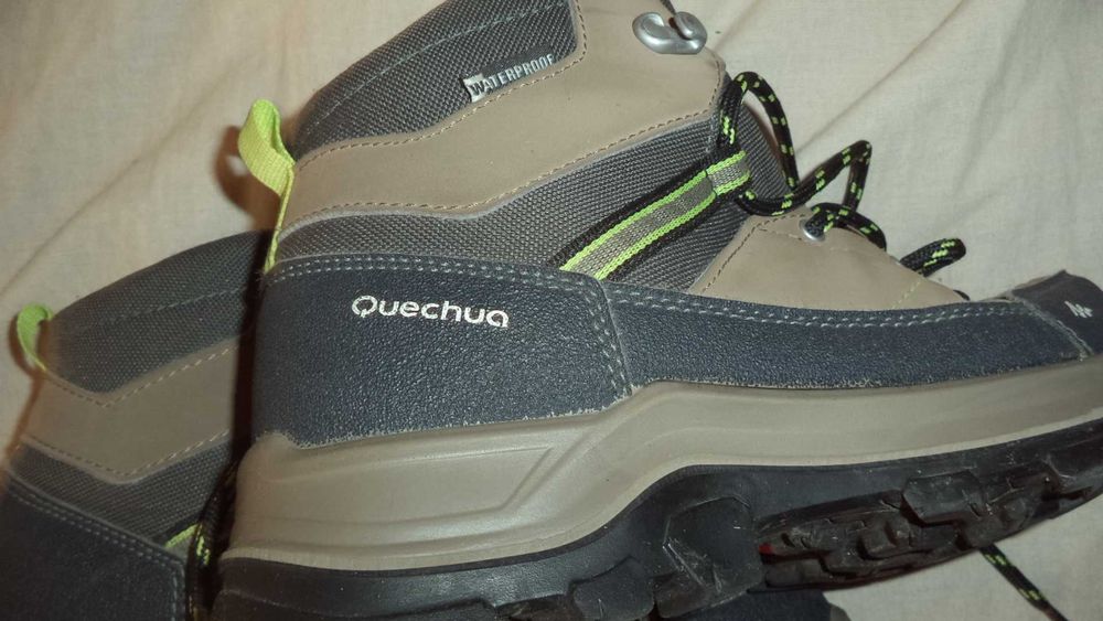 Продавам  почти нови детски боти - 37 номер