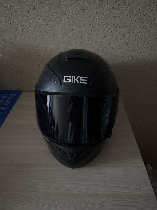 Продам шлем срочно