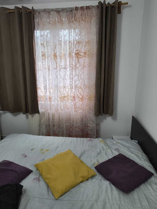 De inchiriat apartament cu 2 camere decomandate str. Mihai Viteazul, Brasov - aproape de Universitatea Transilvania