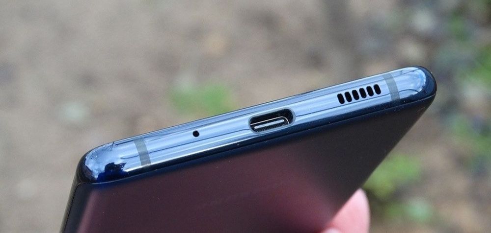 Продам Samsung Galaxy S20 FE 128Gb