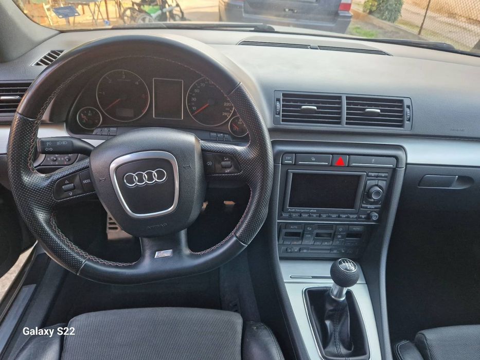 Ауди А4 Б7 на части