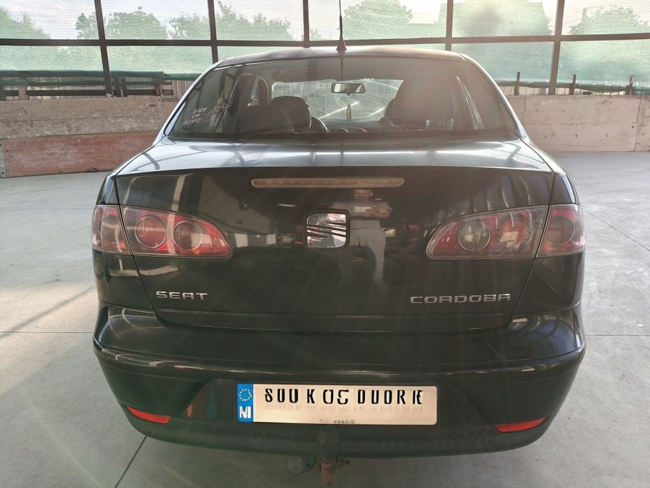 Vând Seat Cordoba 1.4 16v
