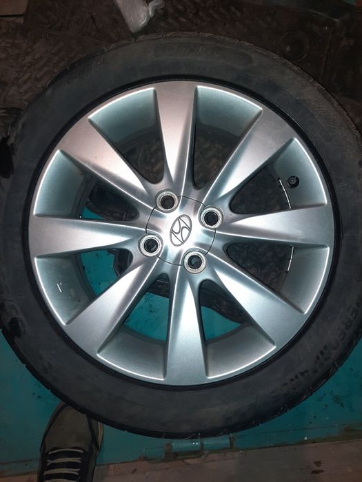 Шины с дисками легкосплав