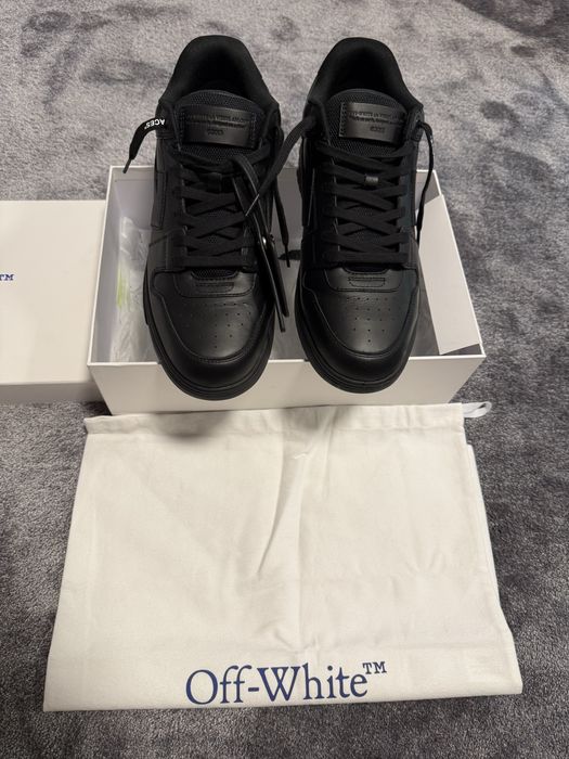 Shoes sneakers off white