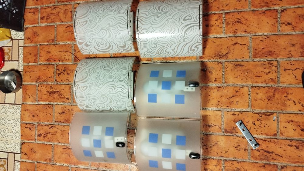 Лампи за стена различни видове