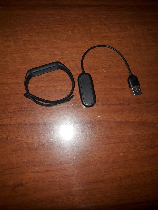 Продается зарядка на Xaaomi Mi Band