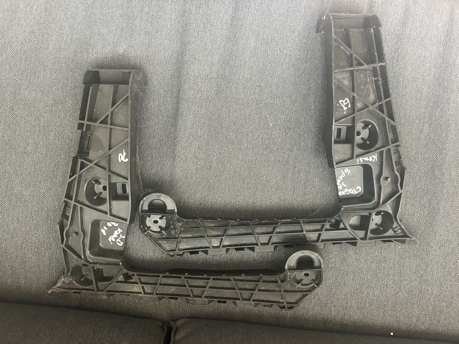 Задна греда и държачи за задна броня Audi A4, A5 B9