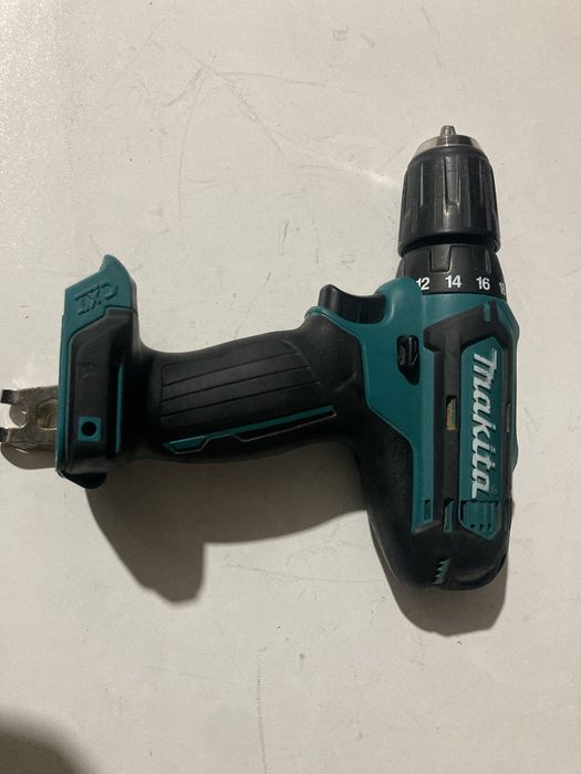 Autofiletanta Makita 10,8v DF331D Doar Dorp