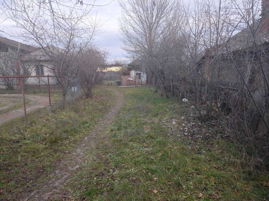 De vânzare casa +teren 3000 mp