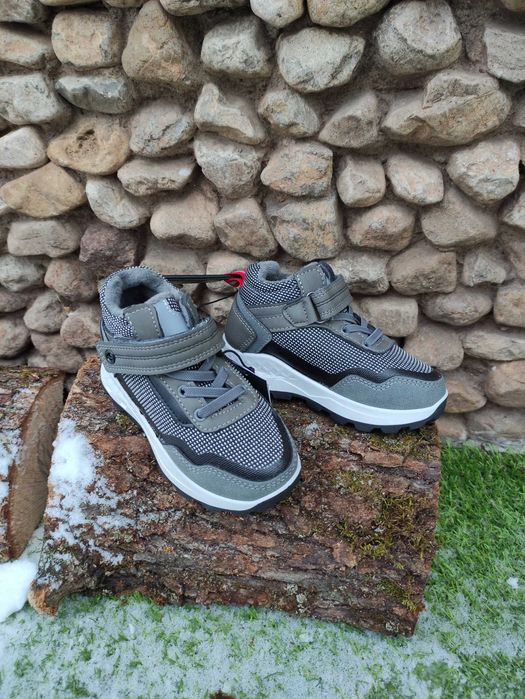 Лот детски зимни обувки за момче, номер 26, 27, 28 / детски апрески