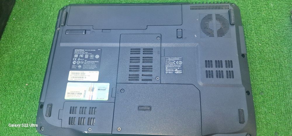 Vand 2 leptopuri partial functionale