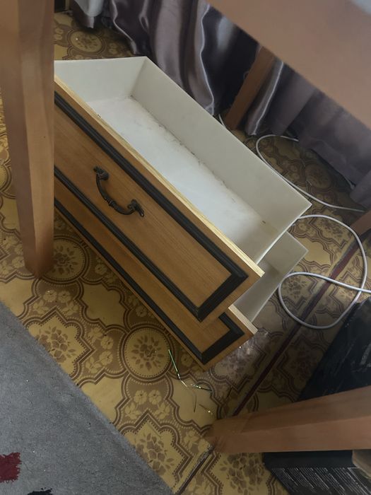 Отдам бесплатно тумбочки