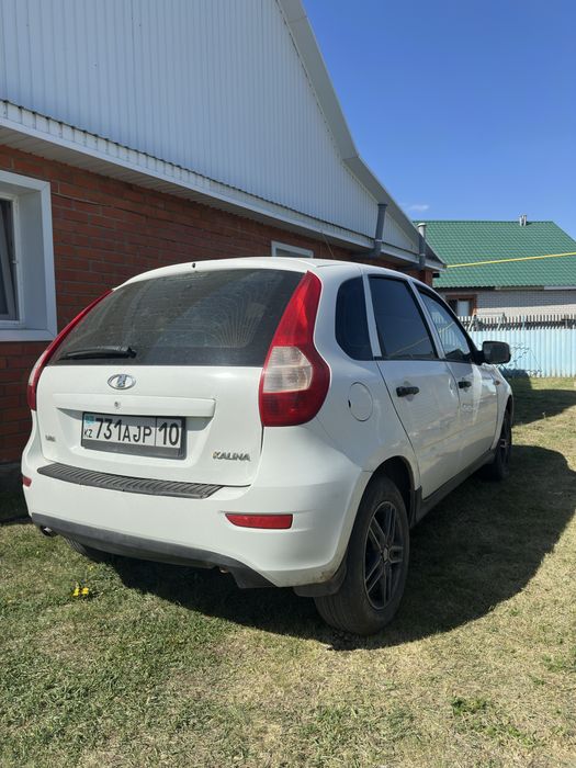 Продам Калину 2 2014 года