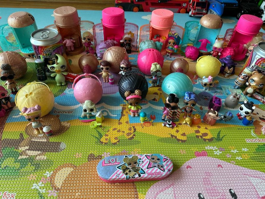 Продаю куклы LoL и Pupsi Glitters