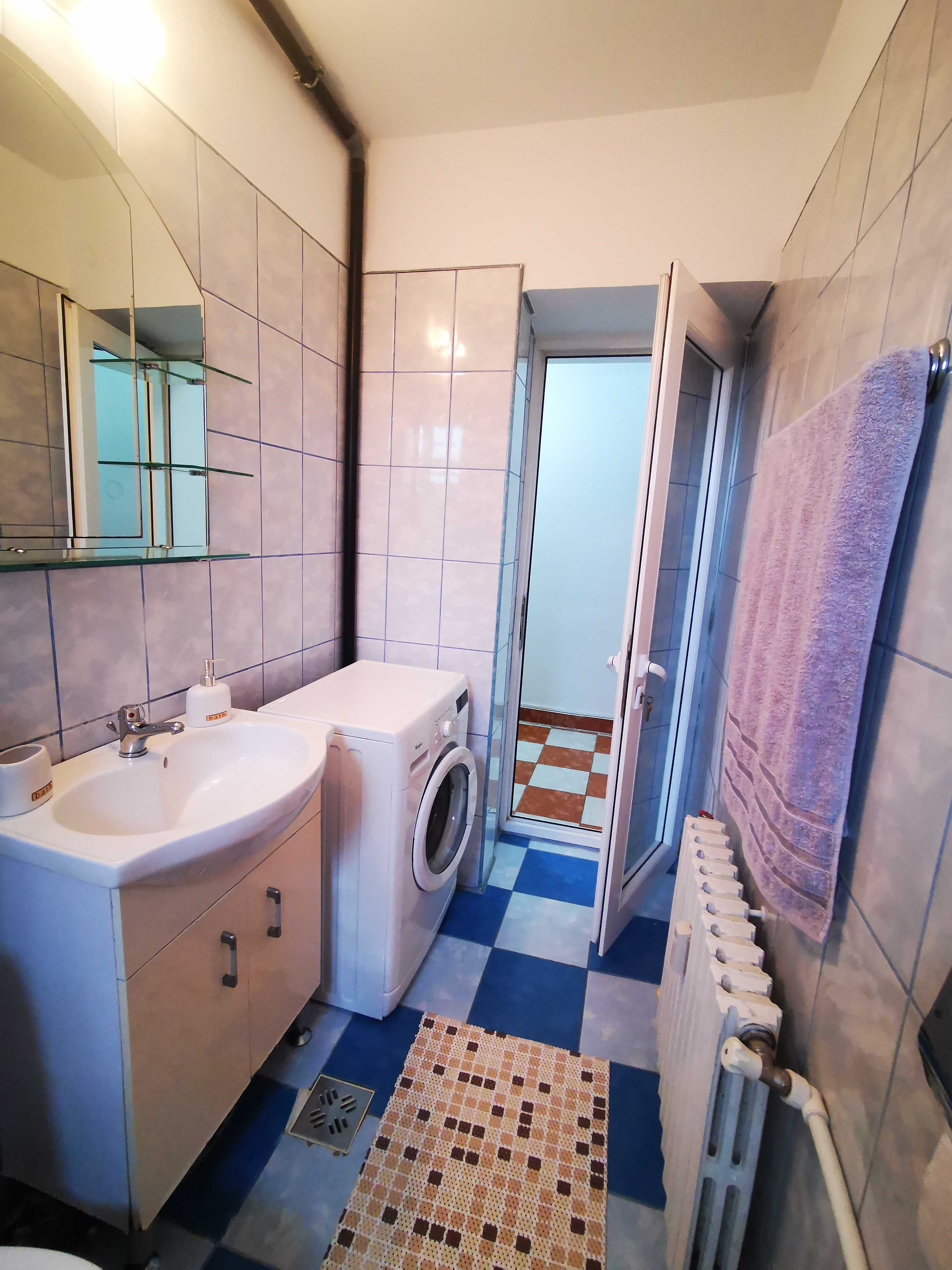 apartament cu 3 camere constanta