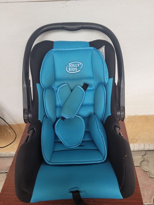 Продам автокресло