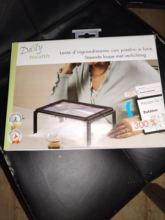 Lupa pentru citire harti, 27,5 x 20,5 x 11 cm, Negru