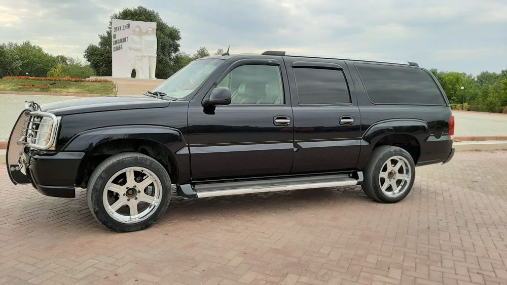 Продам Cadillac Escalade ESV
