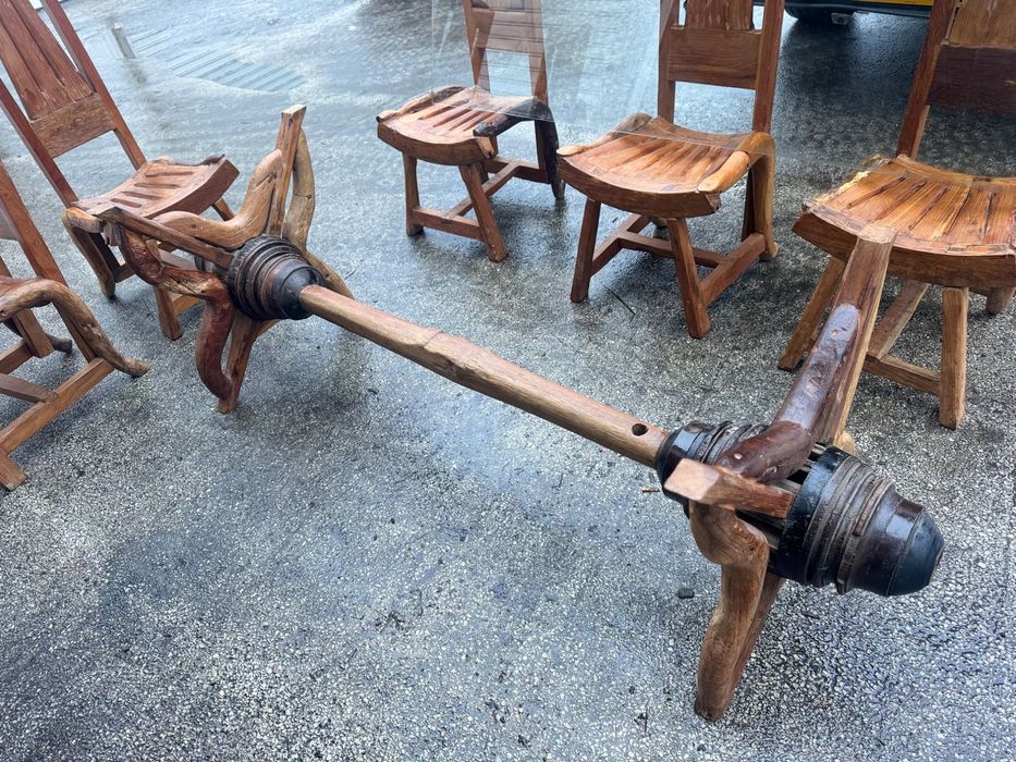 Индонезийска маса Дървопластика