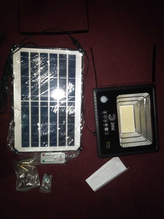 Прожектор Куча лампаси куёш панели