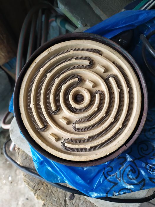 Продам электроплитку.