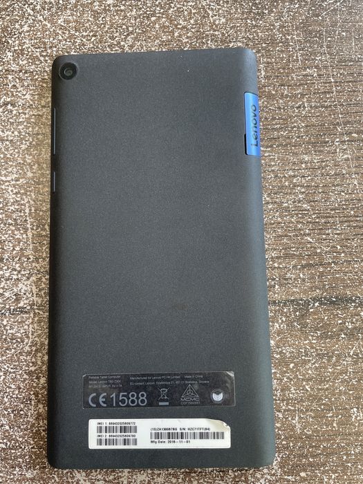 Таблет Lenovo TB3-730X
