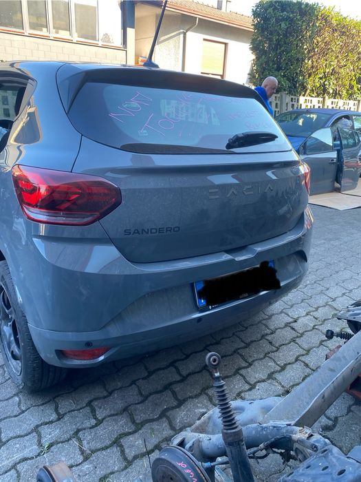 Dezmembrez sandero logan 2009-2025