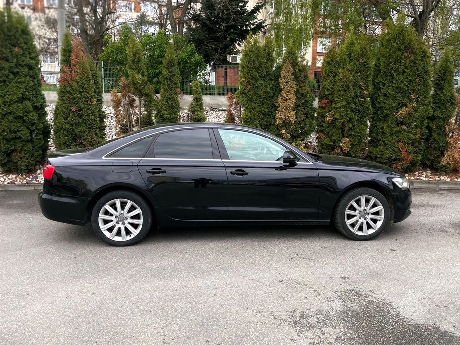 AUDI A6 0 — imagine 8