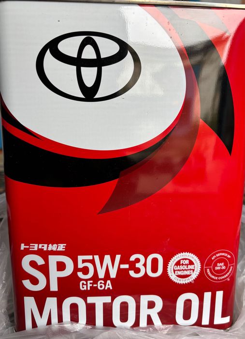 Моторное масло Тойота