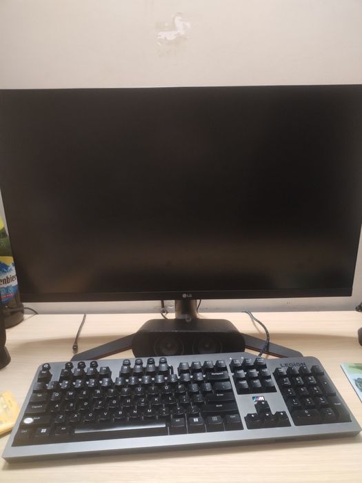 Setup pc complet gaming RTX 5060 sau schimb cu laptop similar