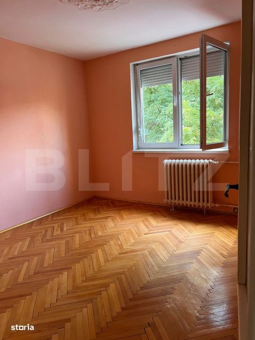 Apartament cu 3 camere, 63 mp - zona Dacia, Oradea — fotografia 1