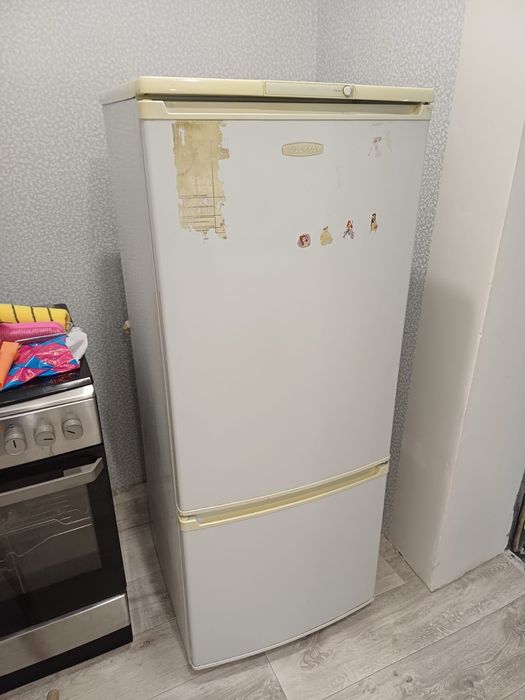 Продается холодильник