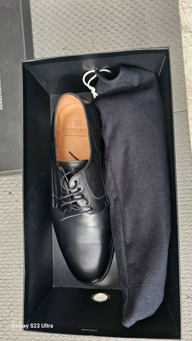 Напълно нови носени само веднъж