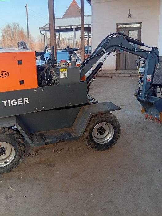 Ekskavator sotiladi