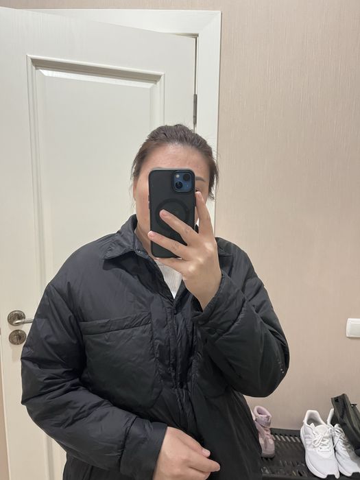 Продаю курточку очень легкая и теплая