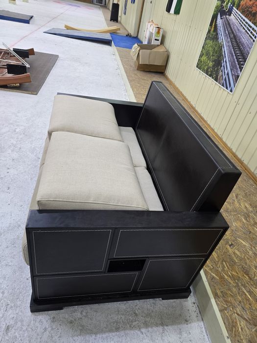 Диван на продажу