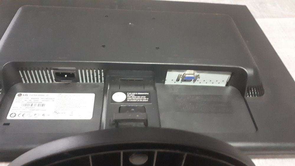 Монитор на ремонт или на запчасти