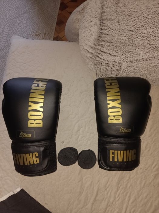 Перчатки для бокса