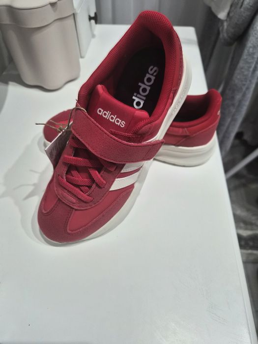 Adidasi copii marimea 34