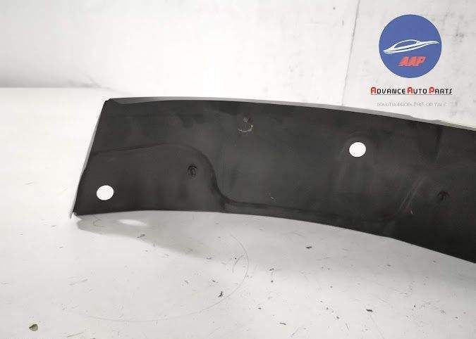 Оригинален заден ляв калник / Originalen zaden lyav kalnik Mercedes-Be