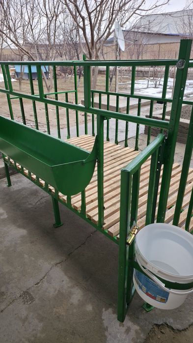 Евро қора, қой үшін заманауи қора