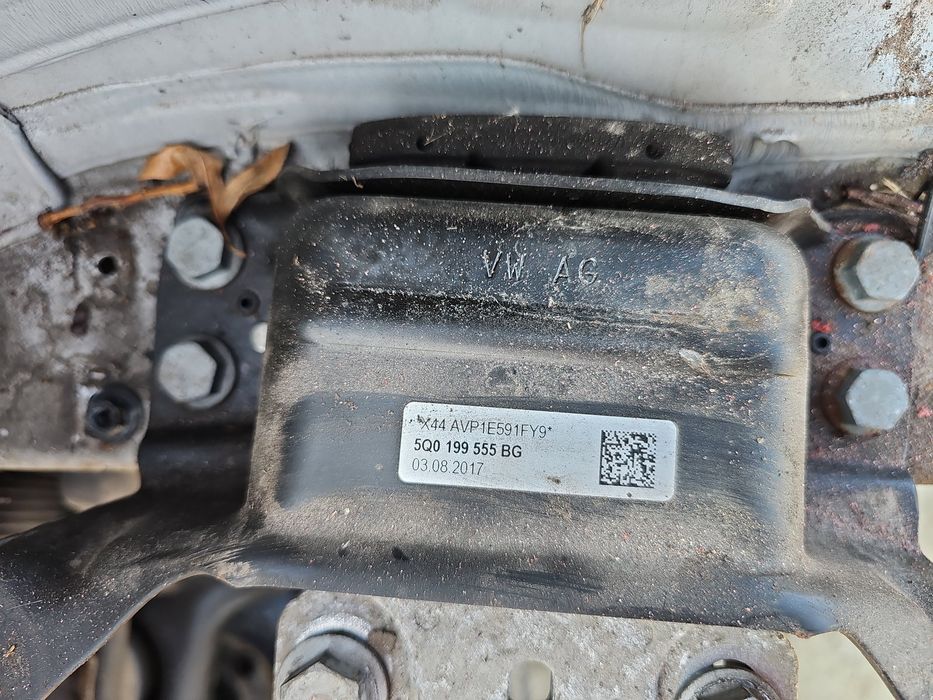 Tampon motor stanga Skoda Superb III (3V3) [Fabr 2015-prezent] 5Q01995