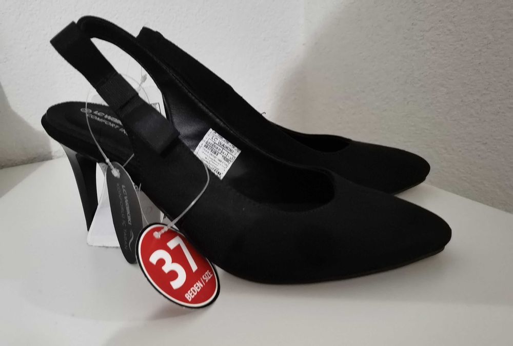 Дамски обувки 37 номер, нови, нисък ток