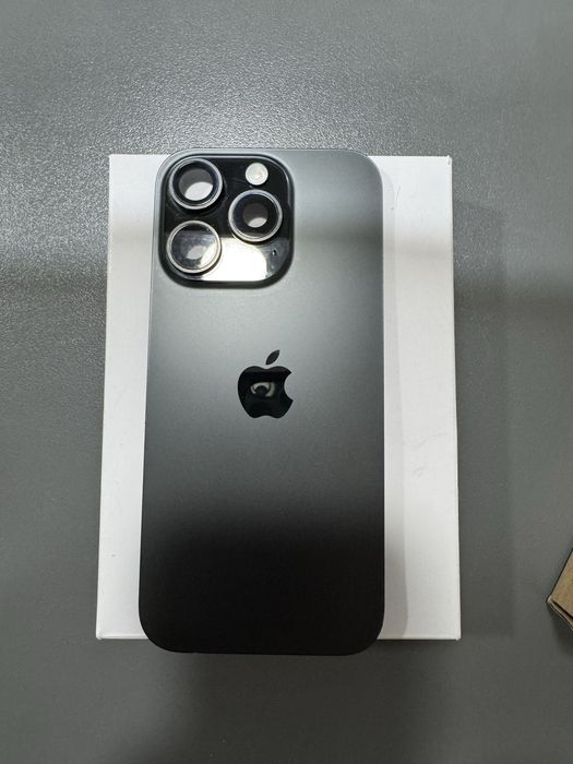 Заден капак оригинален iphone 16 pro black titanium черен