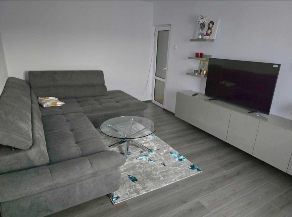 Apartament 3 camere plus mansarda