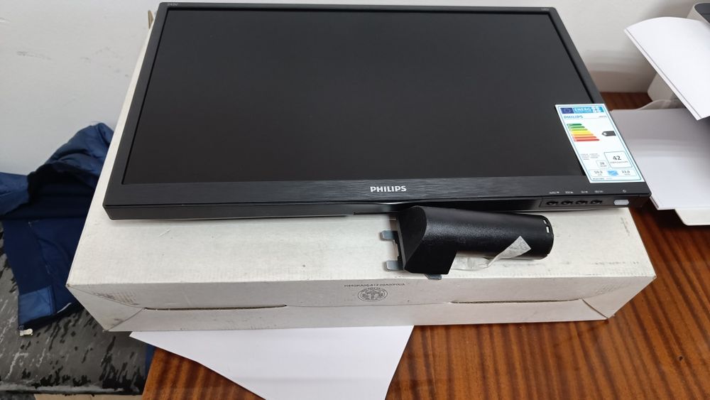 Монитор PHILIPS 23.6