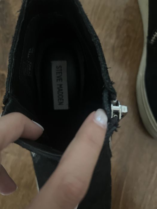 Боти на платформа на Steve Madden