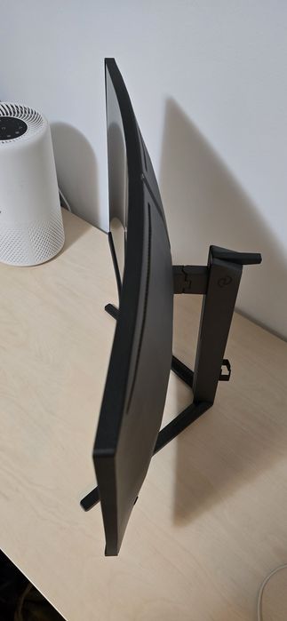 Monitor  curbat VA Phillips Evnia, 27", FHD, 280Hz-garantie 2 ani